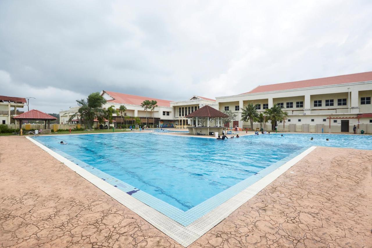Terengganu Equestrian Resort Kuala Terengganu Exterior foto